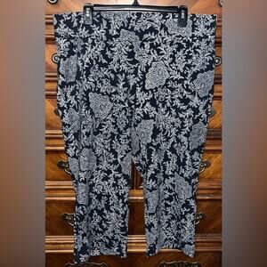 NWOT! Lands End Starfish Crop Floral Print Pants